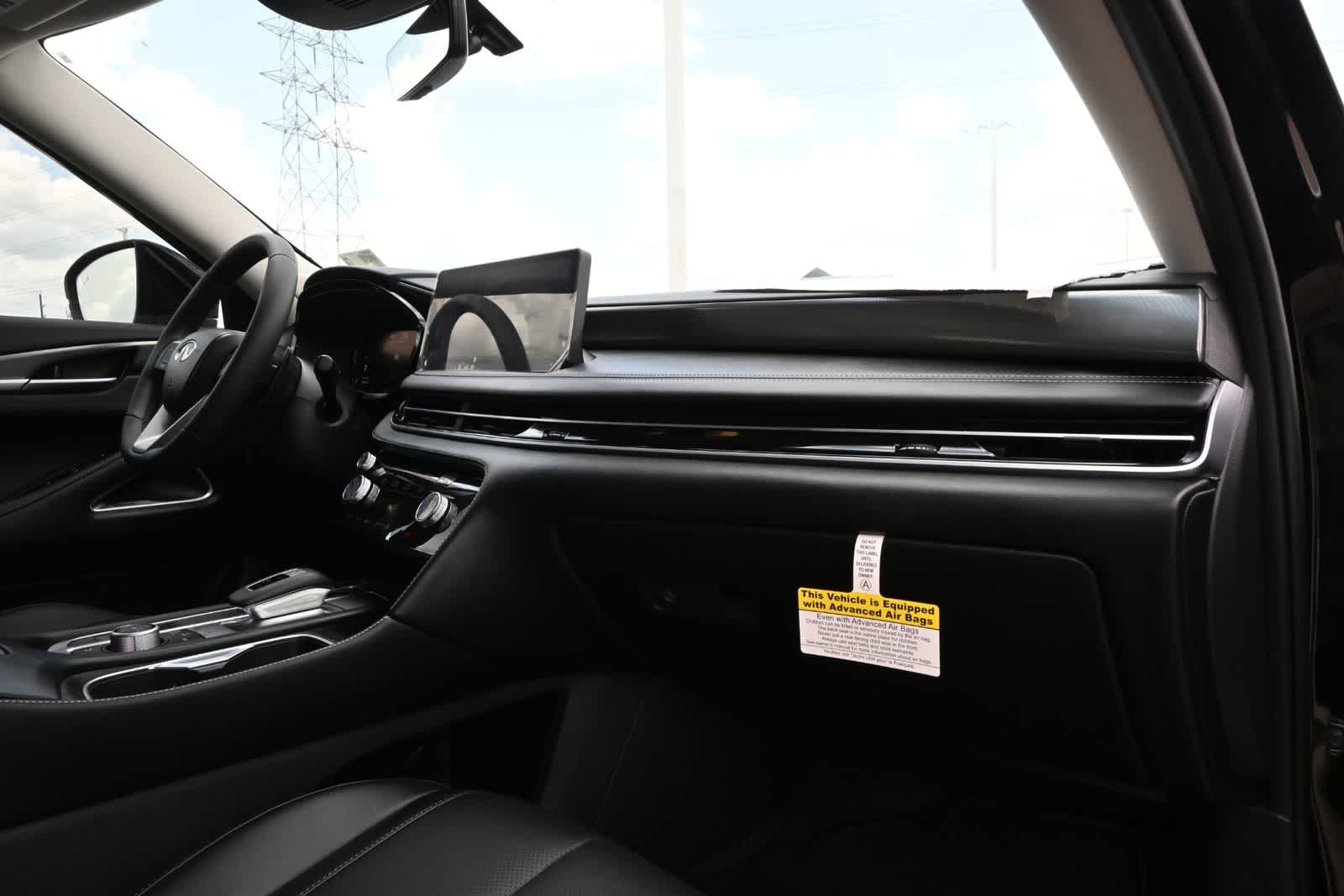 2027 INFINITI QX60 LUXE