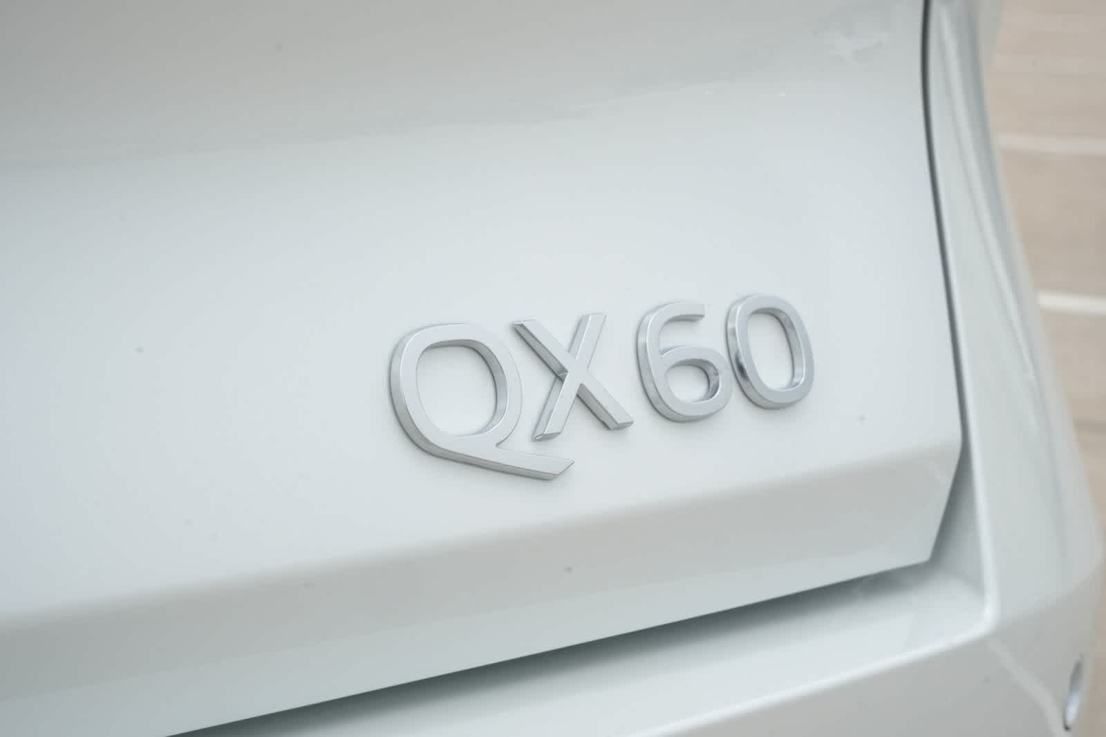 2027 INFINITI QX60 LUXE