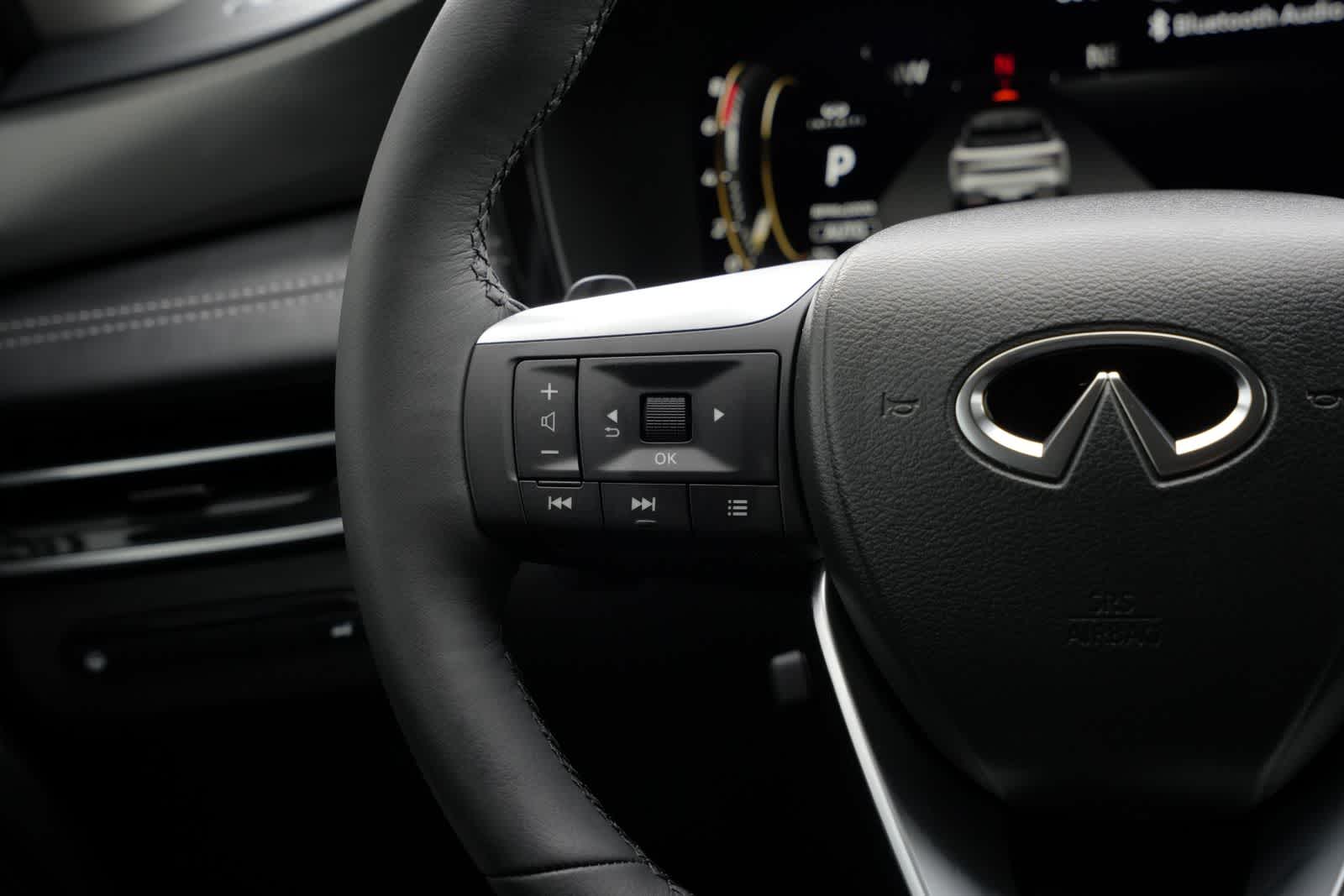 2027 INFINITI QX60 LUXE