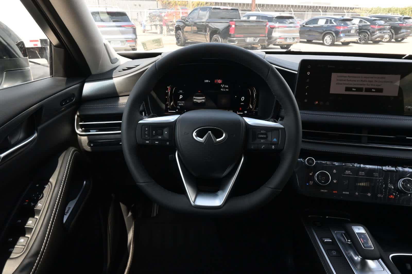 2027 INFINITI QX60 LUXE