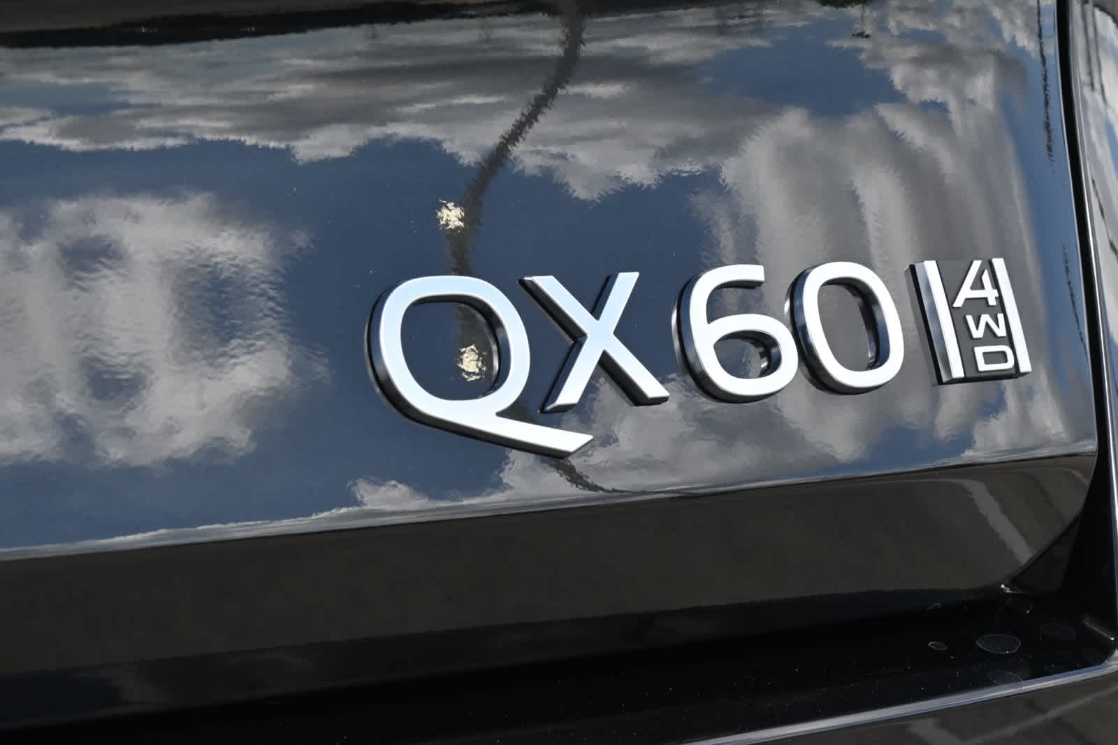 2027 INFINITI QX60 LUXE