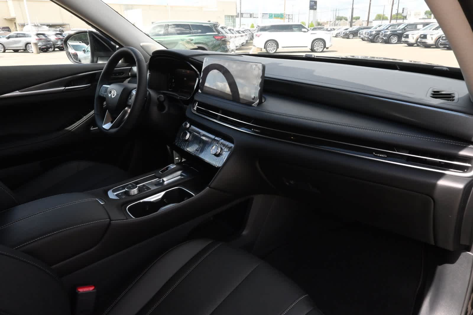2027 INFINITI QX60 LUXE