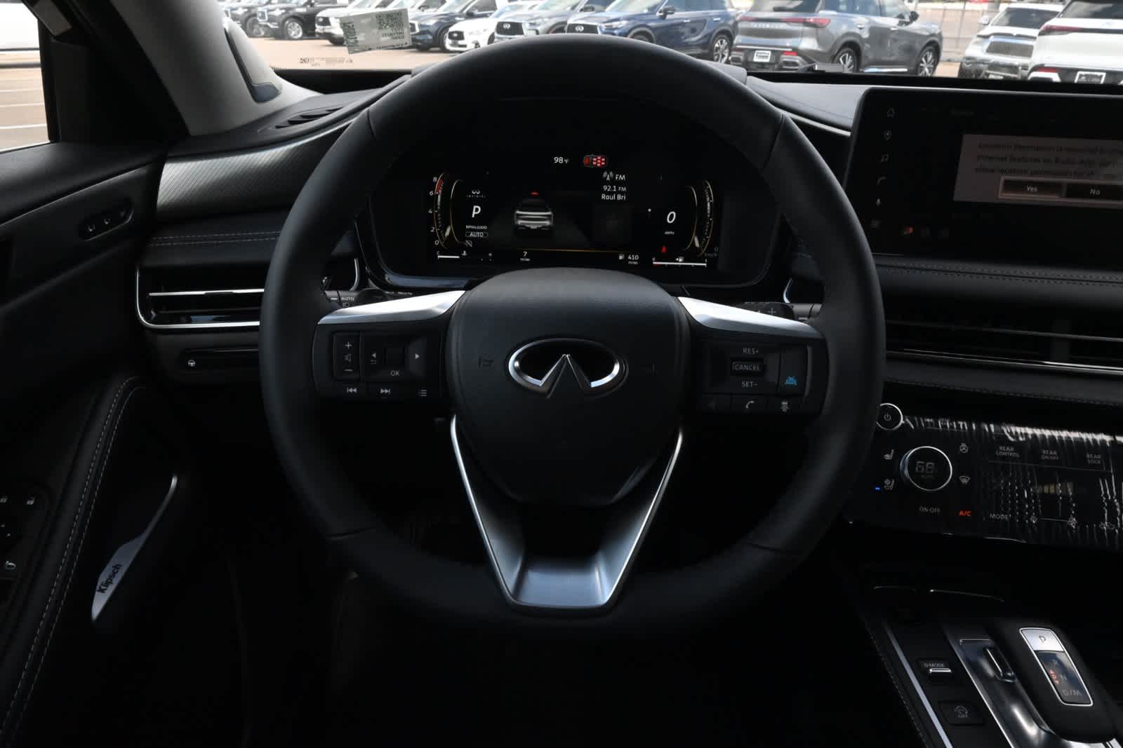 2027 INFINITI QX60 LUXE