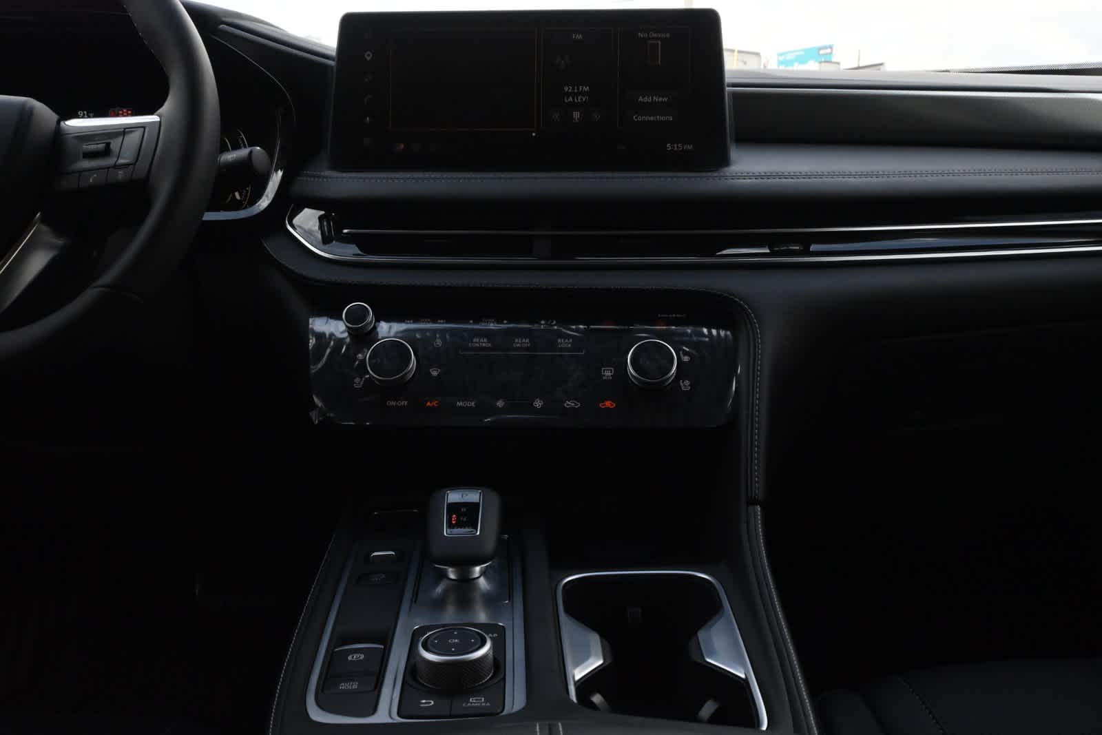 2027 INFINITI QX60 LUXE