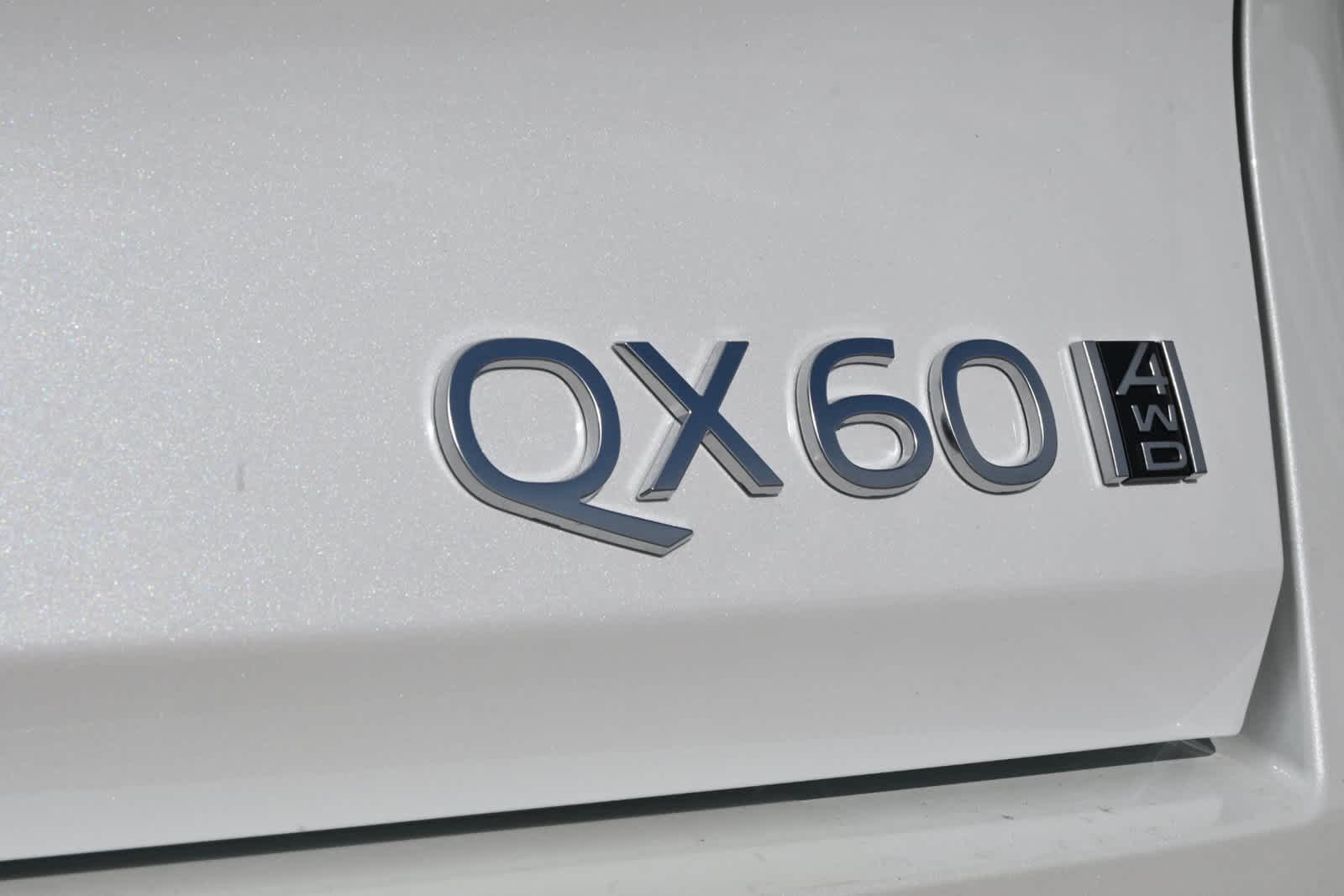 2027 INFINITI QX60 LUXE