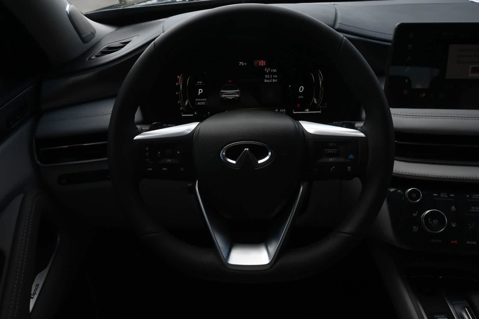 2027 INFINITI QX60 LUXE