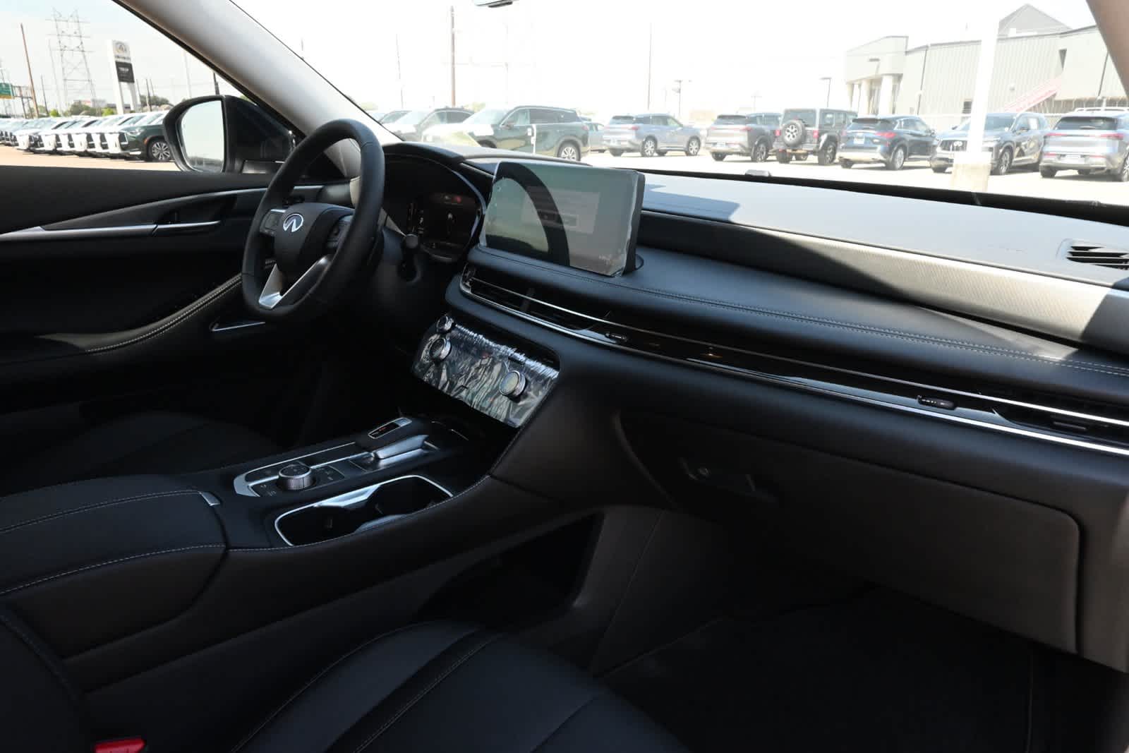 2027 INFINITI QX60 LUXE