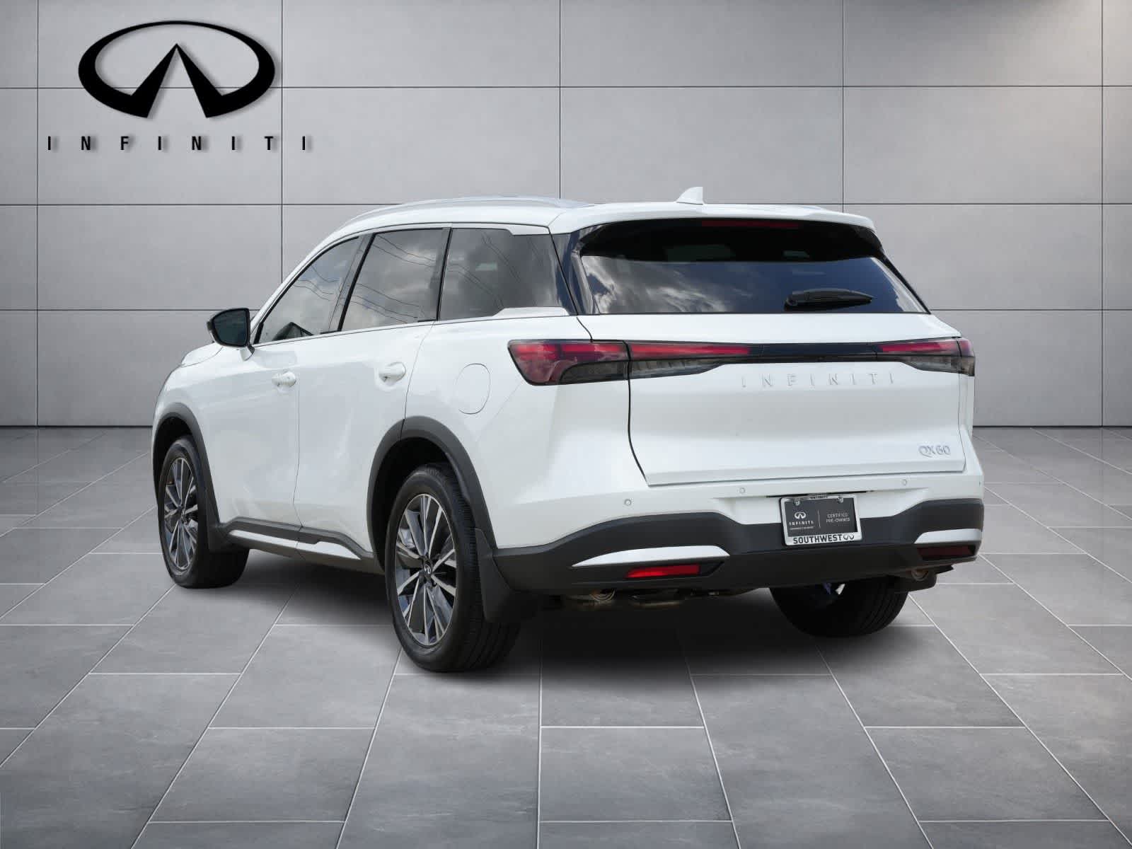 2026 INFINITI QX60 LUXE