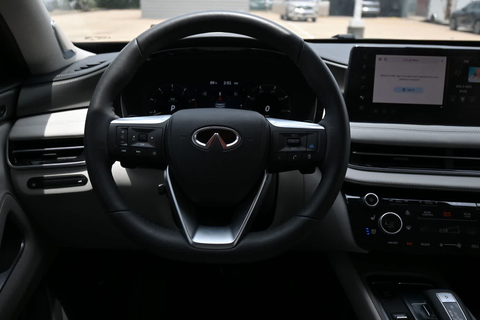 2026 INFINITI QX60 LUXE