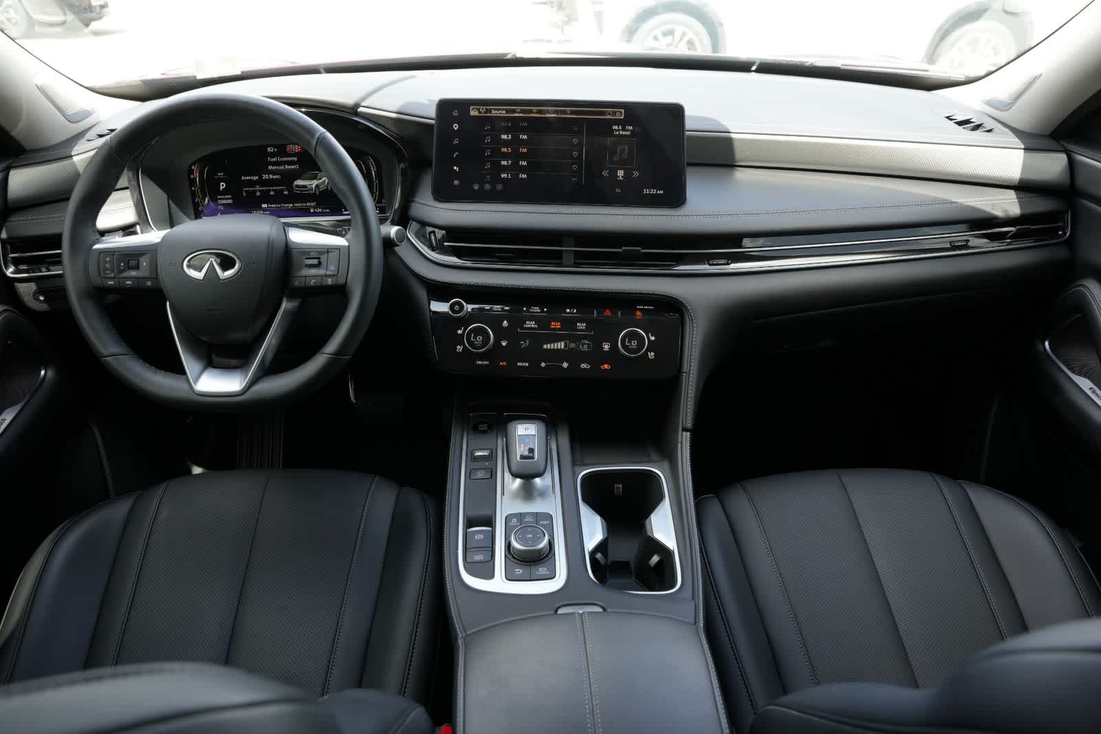 2026 INFINITI QX60 LUXE