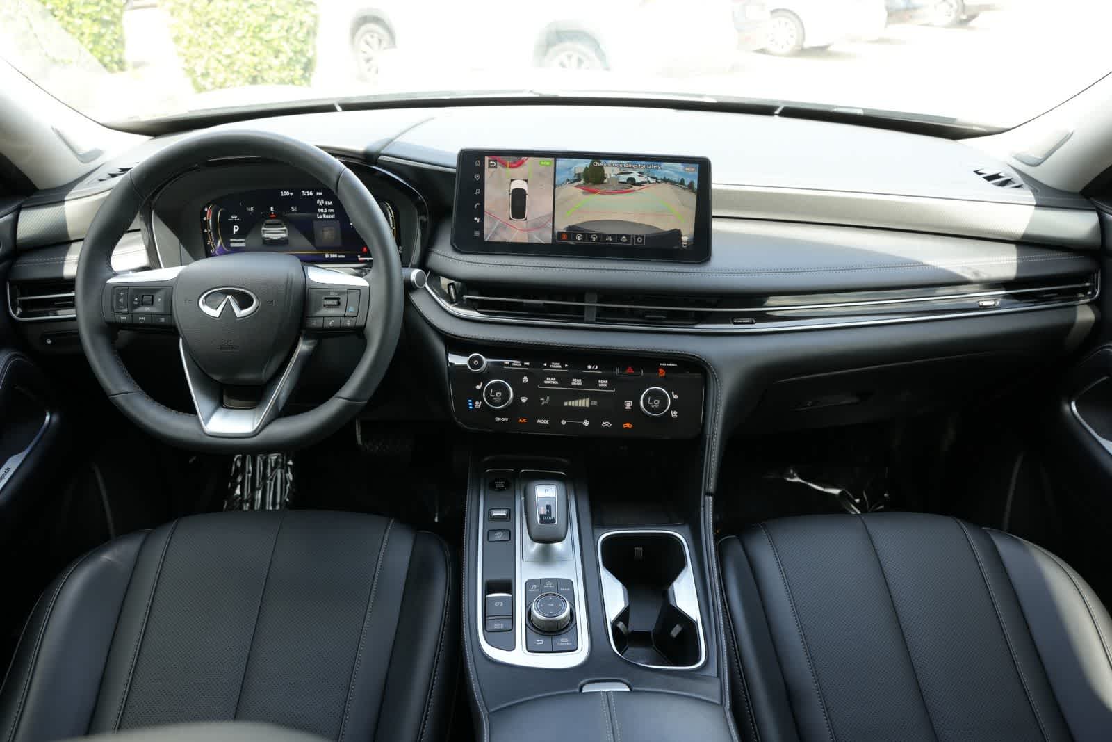 2026 INFINITI QX60 LUXE