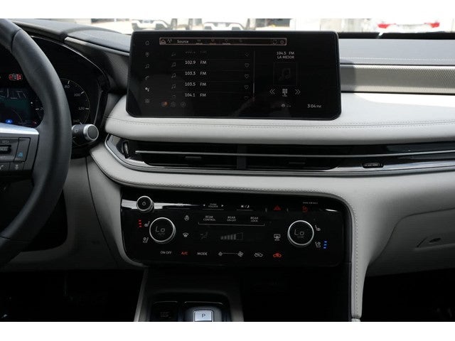 2026 INFINITI QX60 LUXE