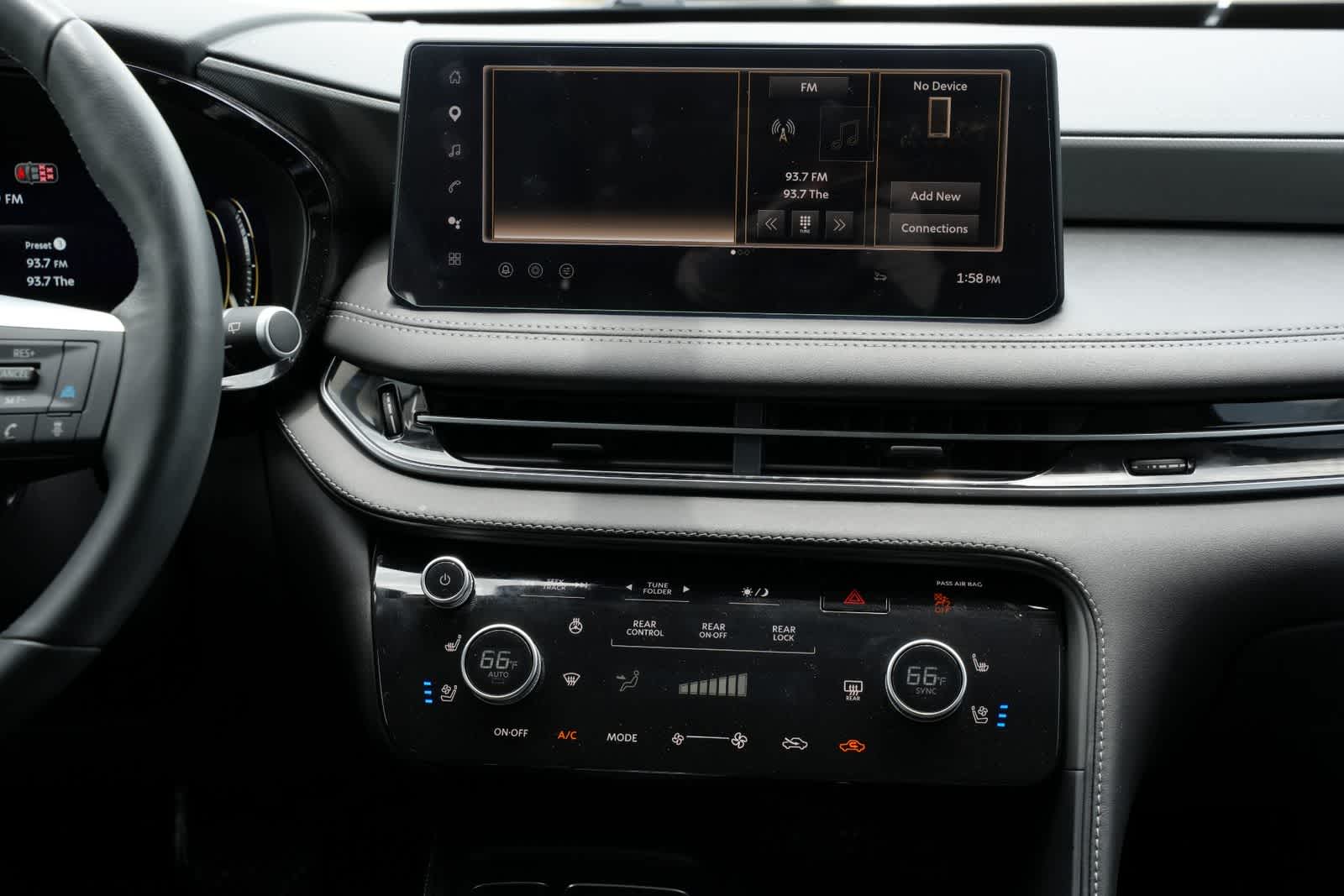 2026 INFINITI QX60 LUXE