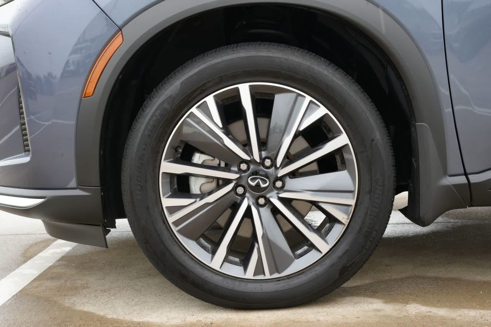 2026 INFINITI QX60 LUXE