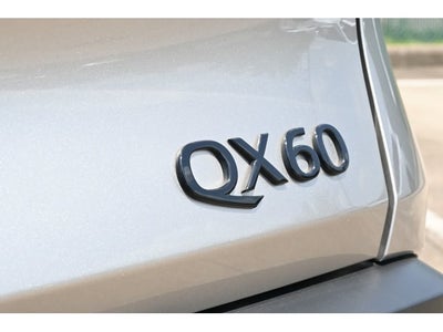 2025 INFINITI QX60 LUXE