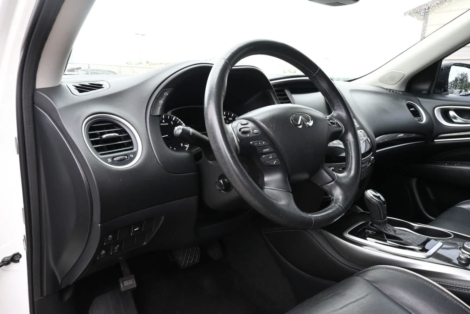 2019 INFINITI QX60 LUXE