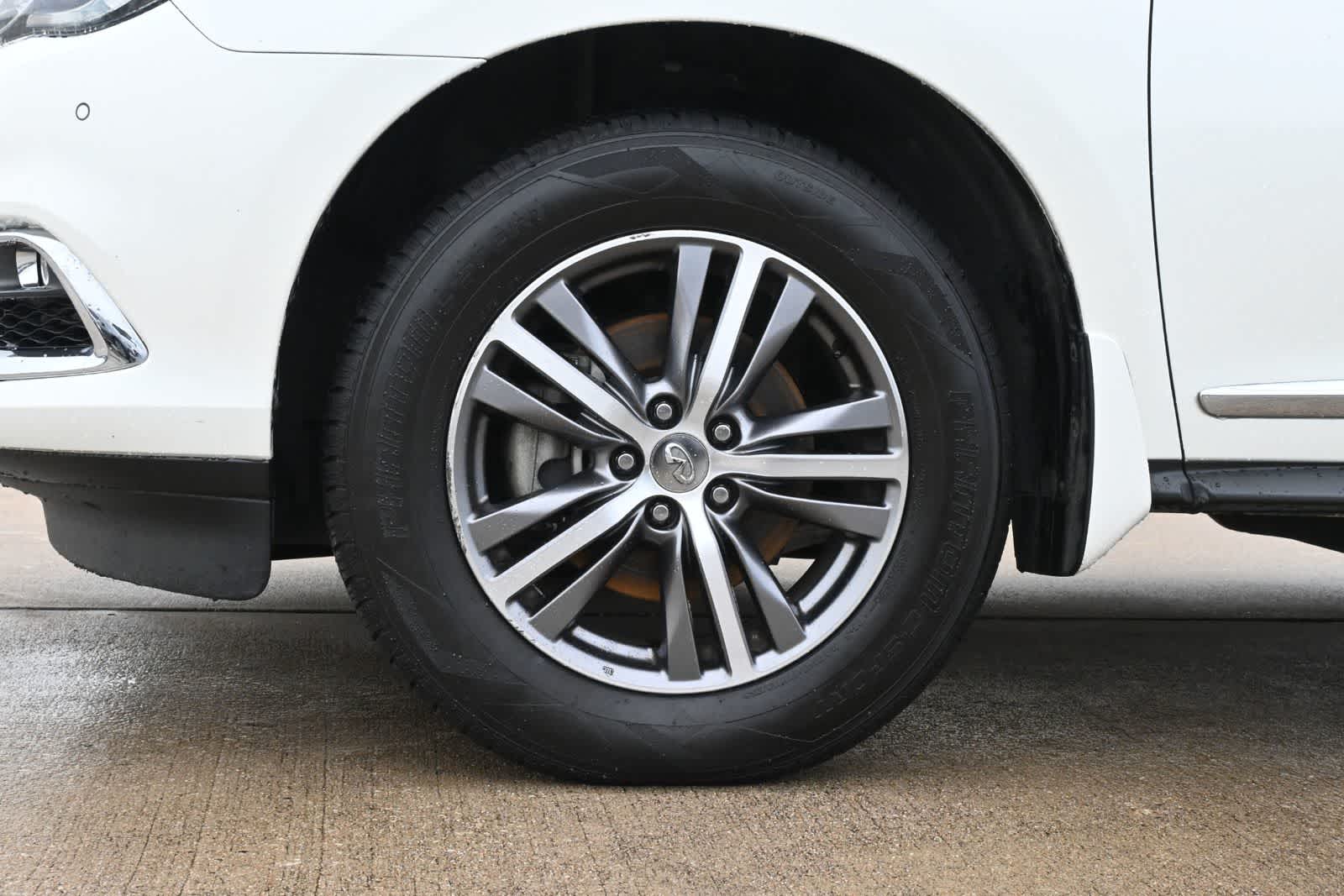 2019 INFINITI QX60 LUXE