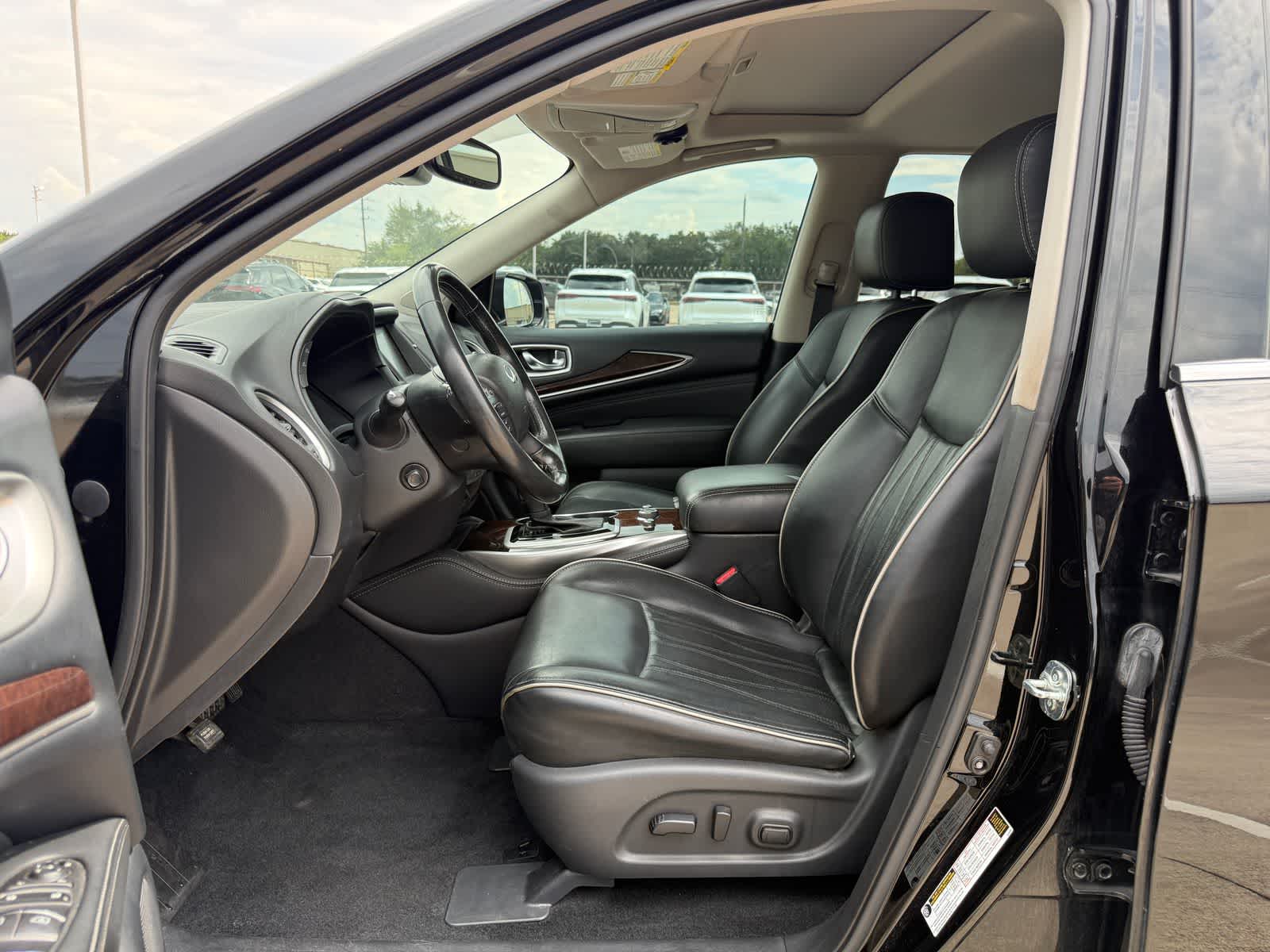 2019 INFINITI QX60 LUXE