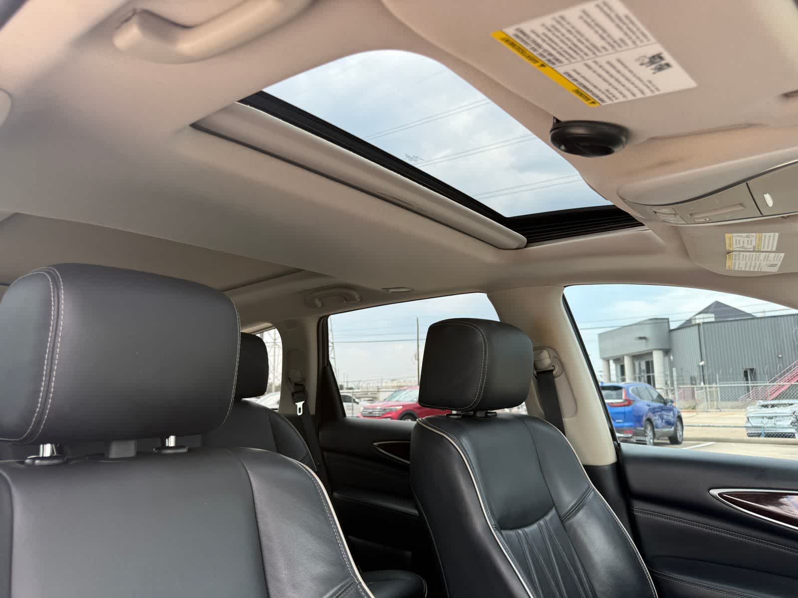 2019 INFINITI QX60 LUXE