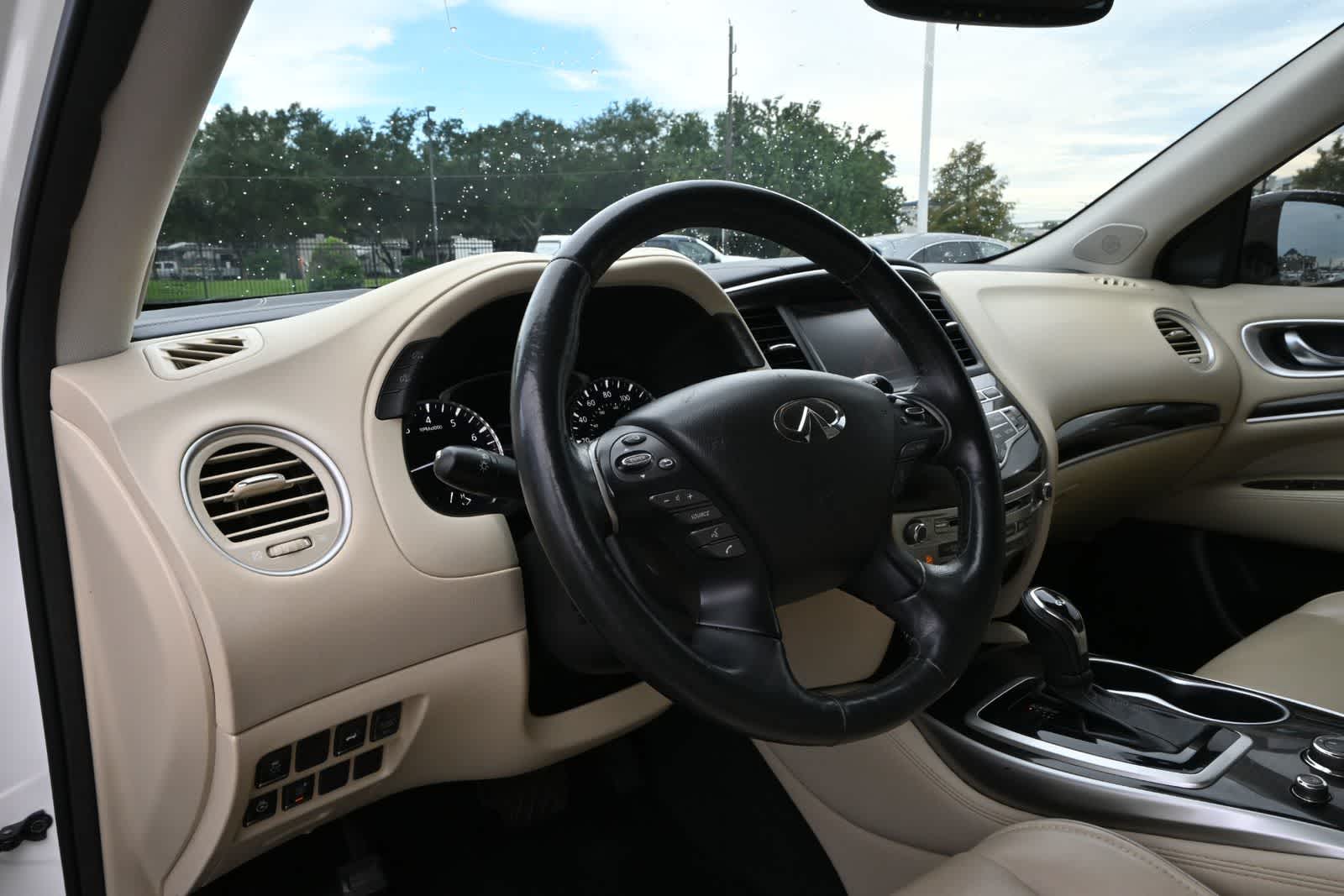 2017 INFINITI QX60 FWD