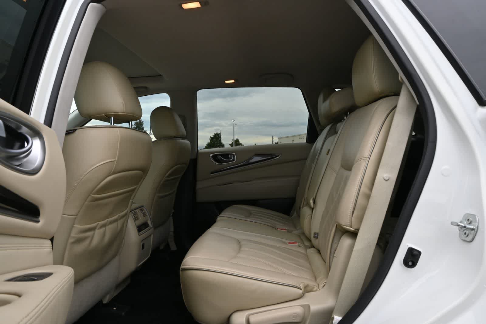 2017 INFINITI QX60 FWD