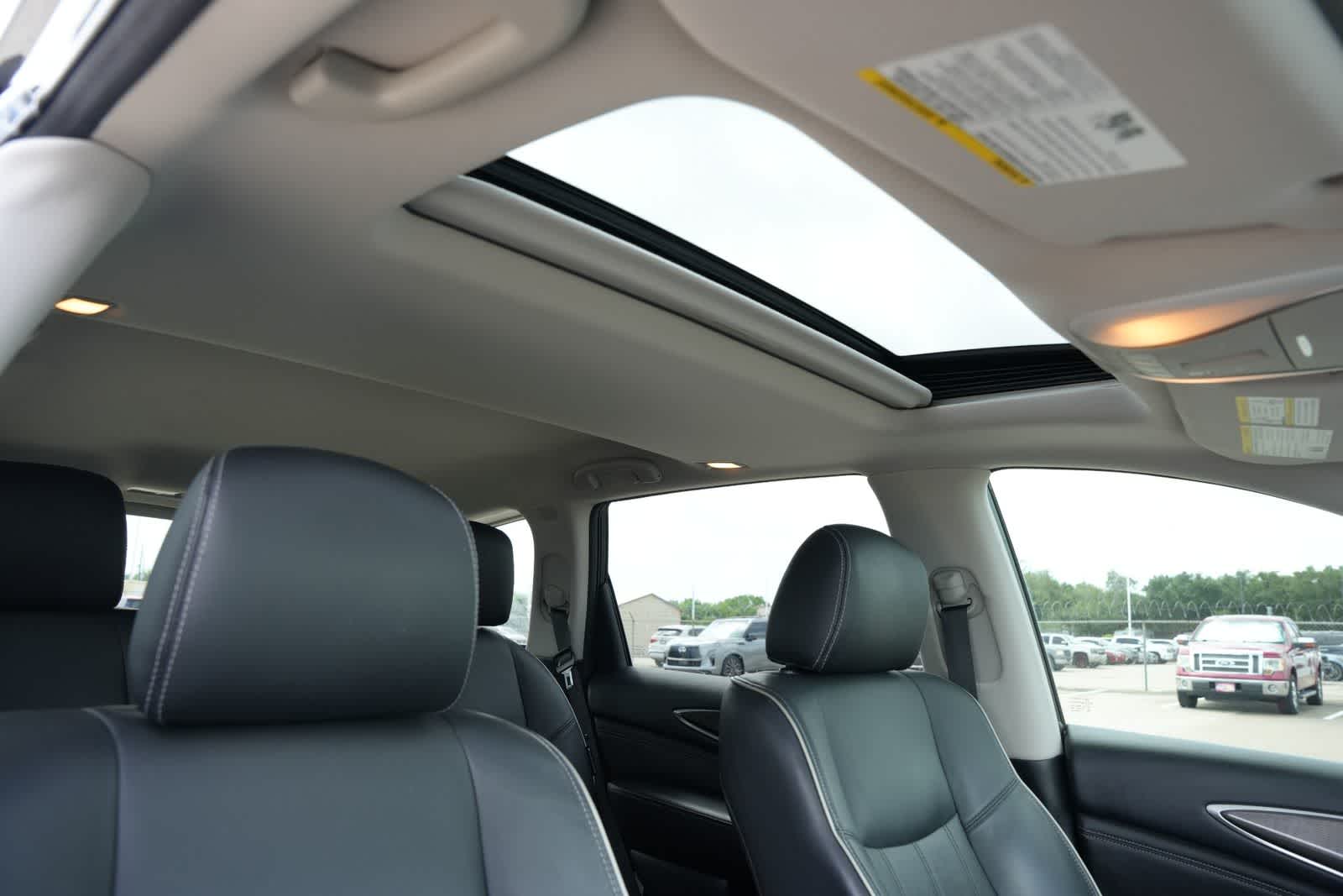 2018 INFINITI QX60 FWD