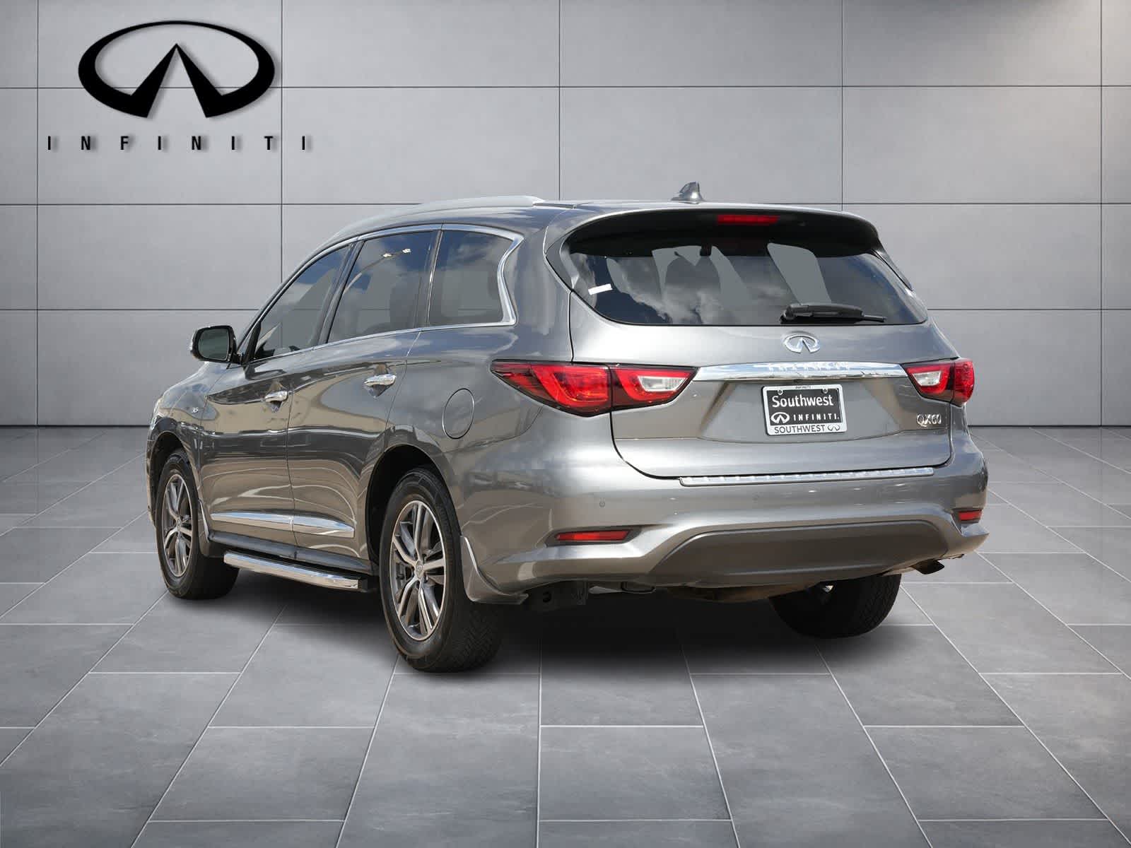 2018 INFINITI QX60 FWD