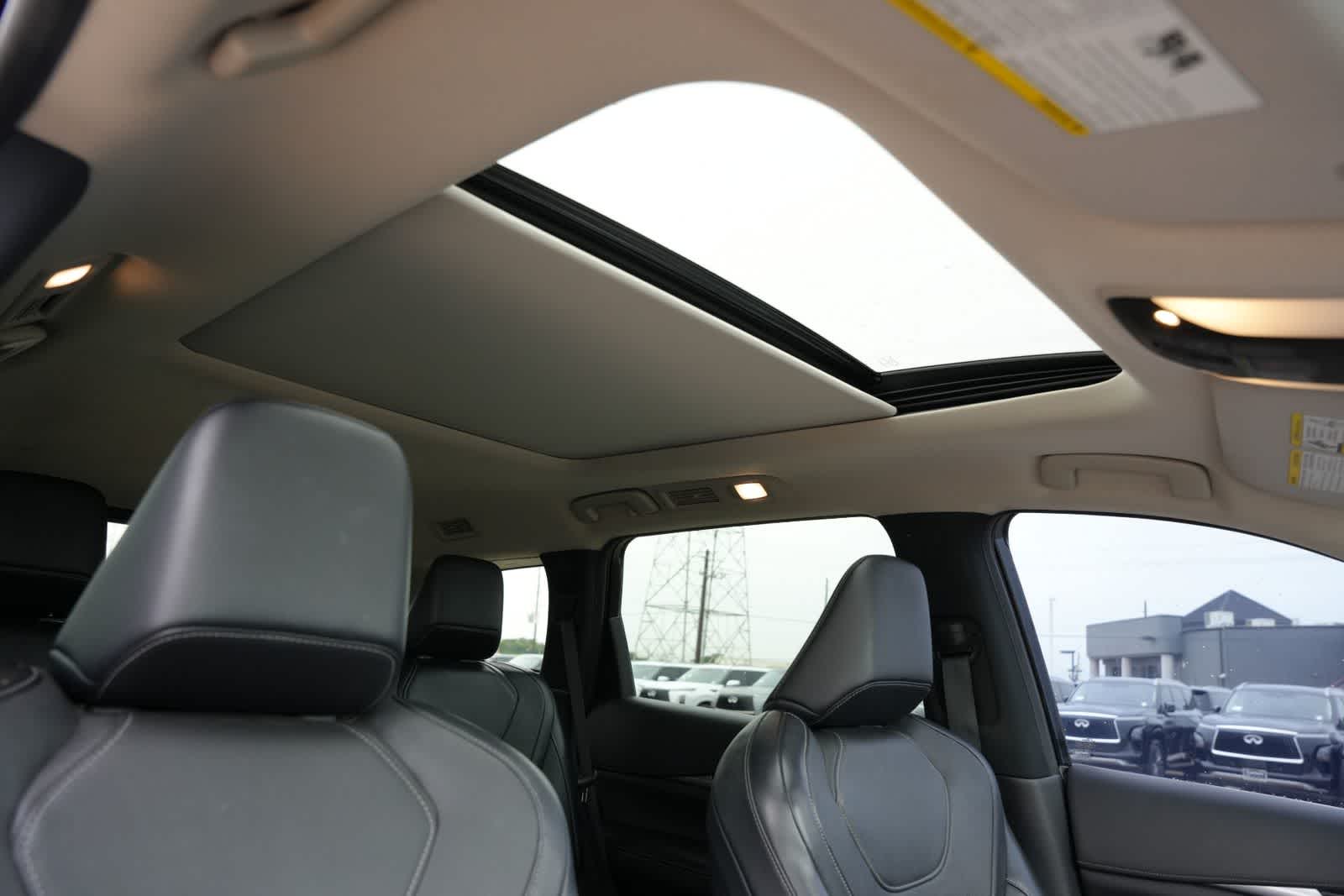 2023 INFINITI QX60 PURE
