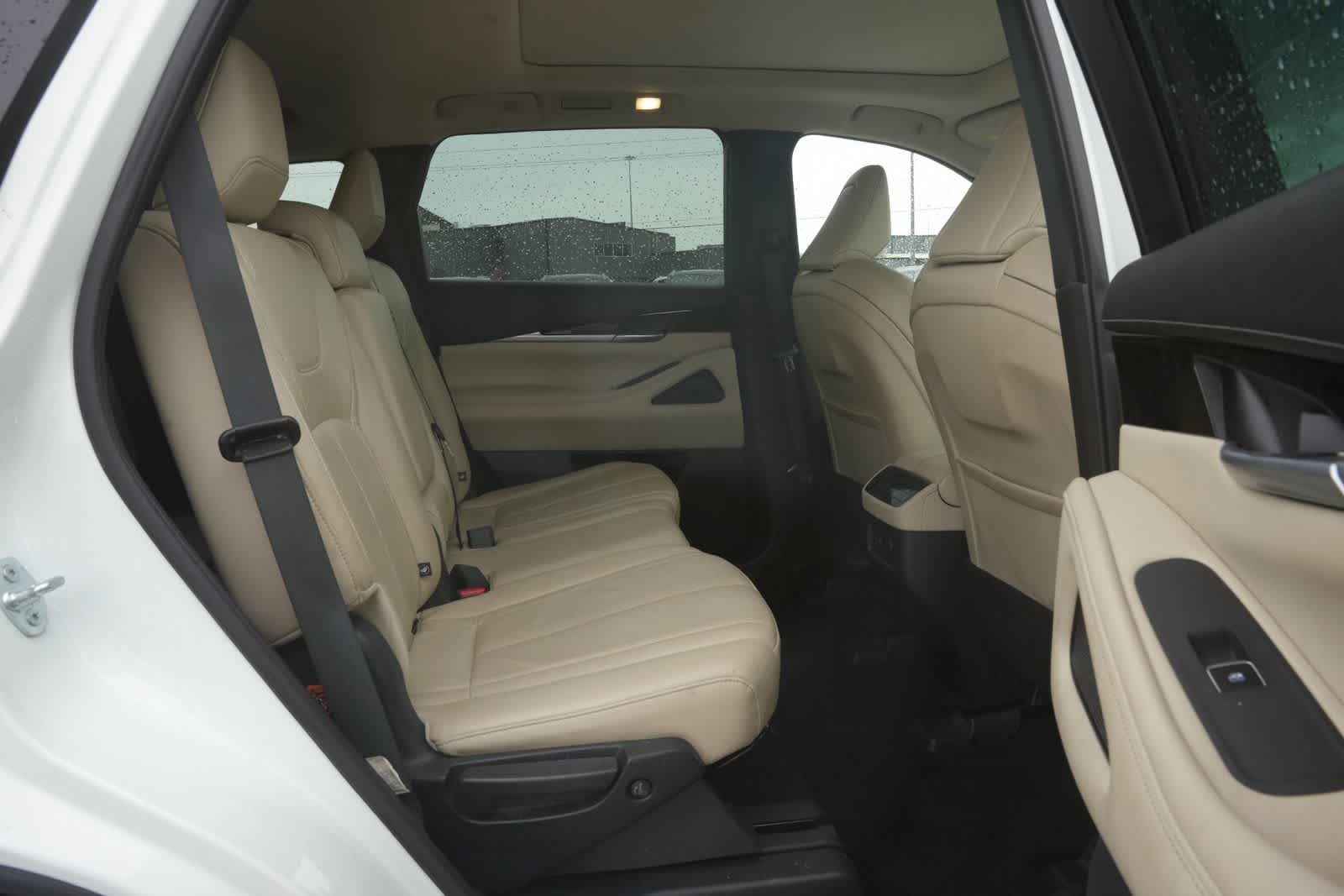 2023 INFINITI QX60 PURE