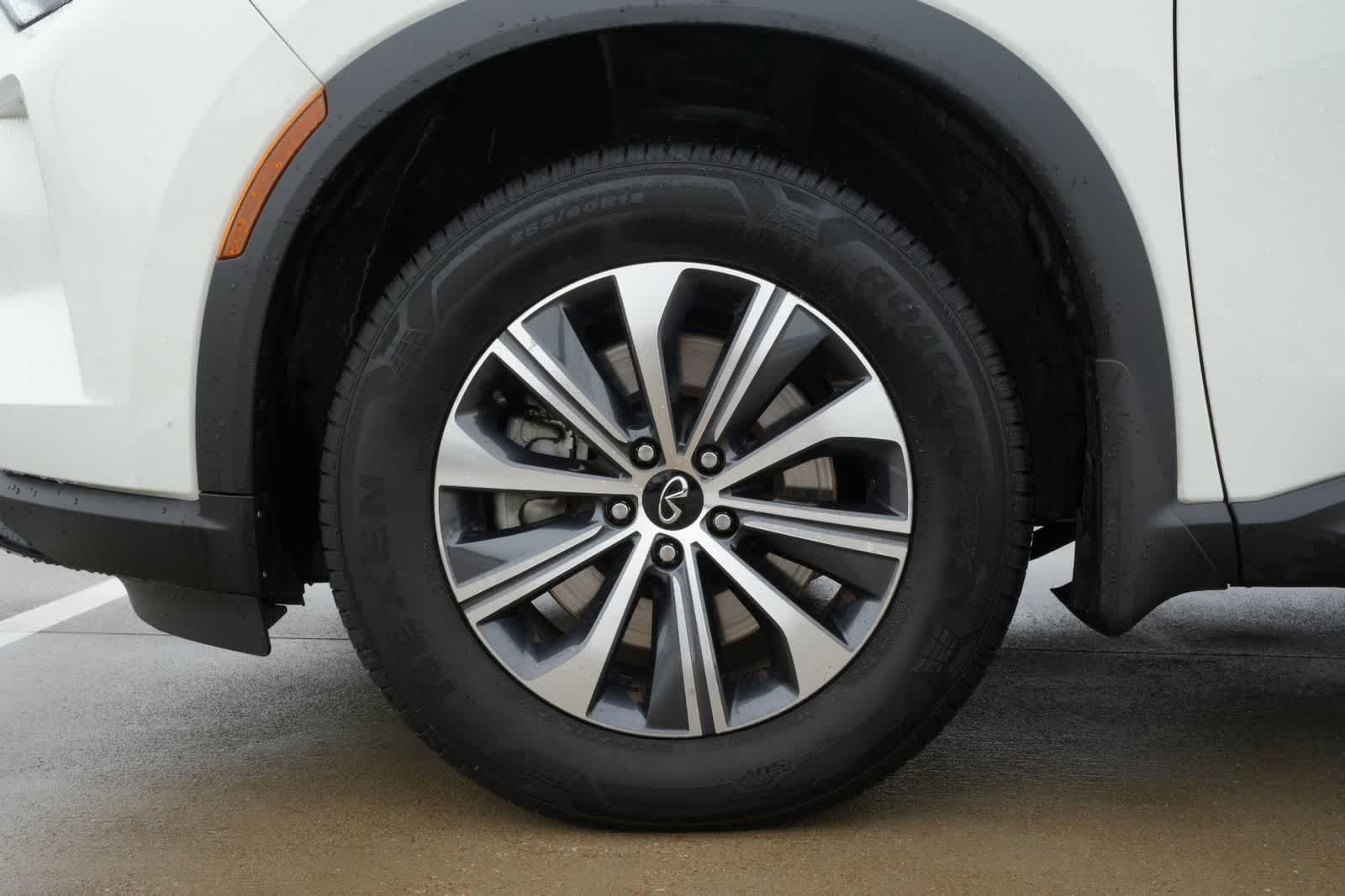 2023 INFINITI QX60 PURE
