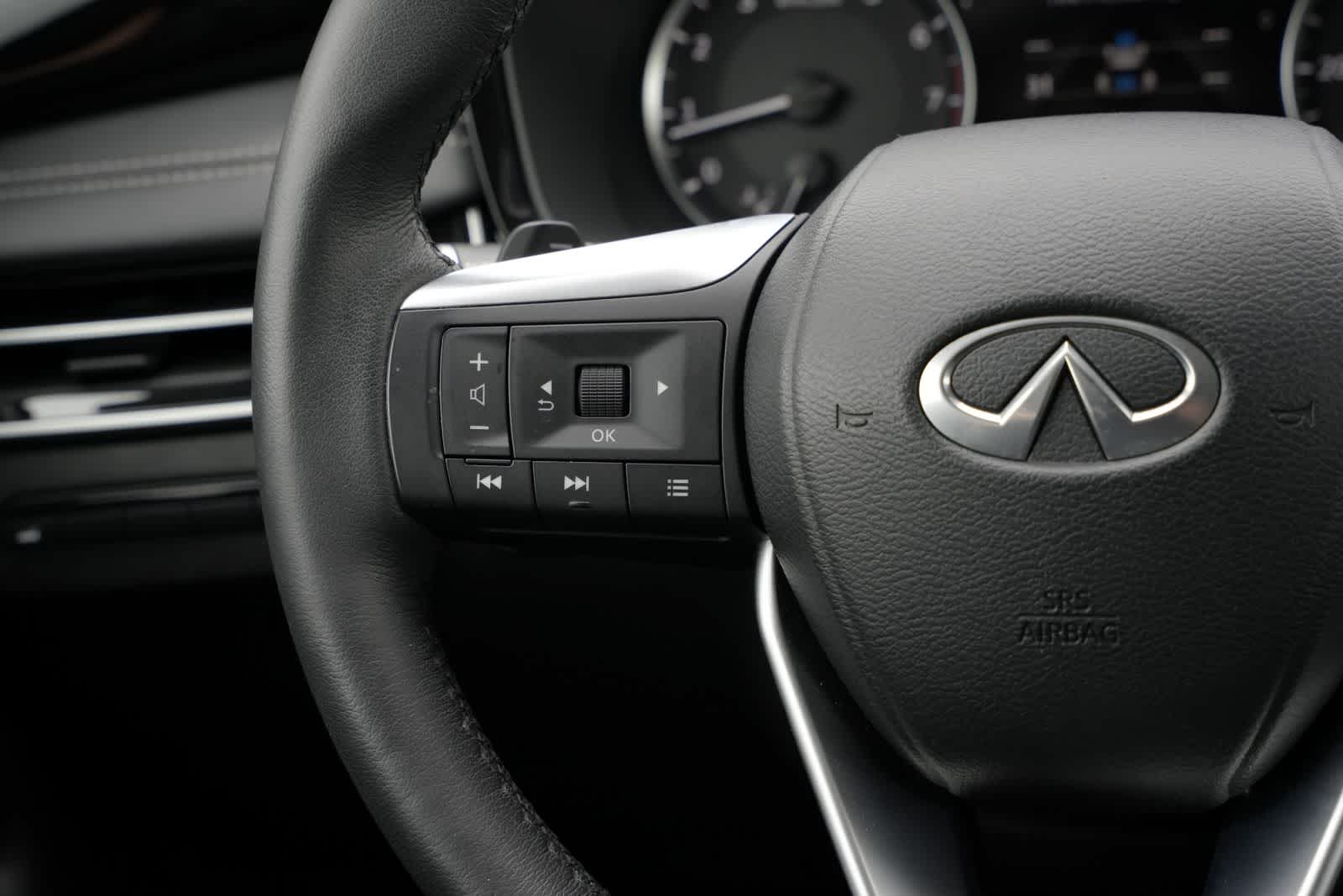 2023 INFINITI QX60 PURE