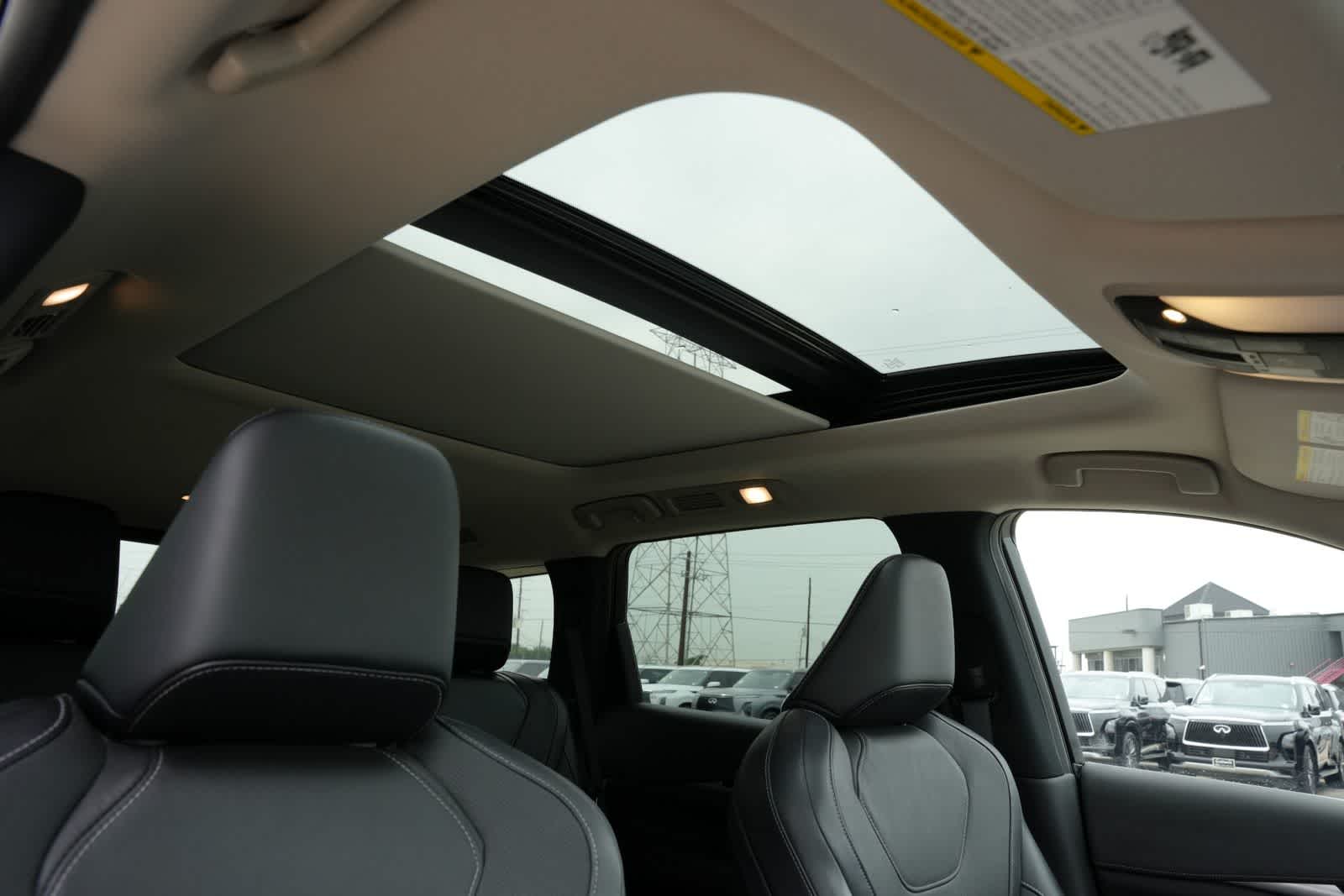 2023 INFINITI QX60 PURE