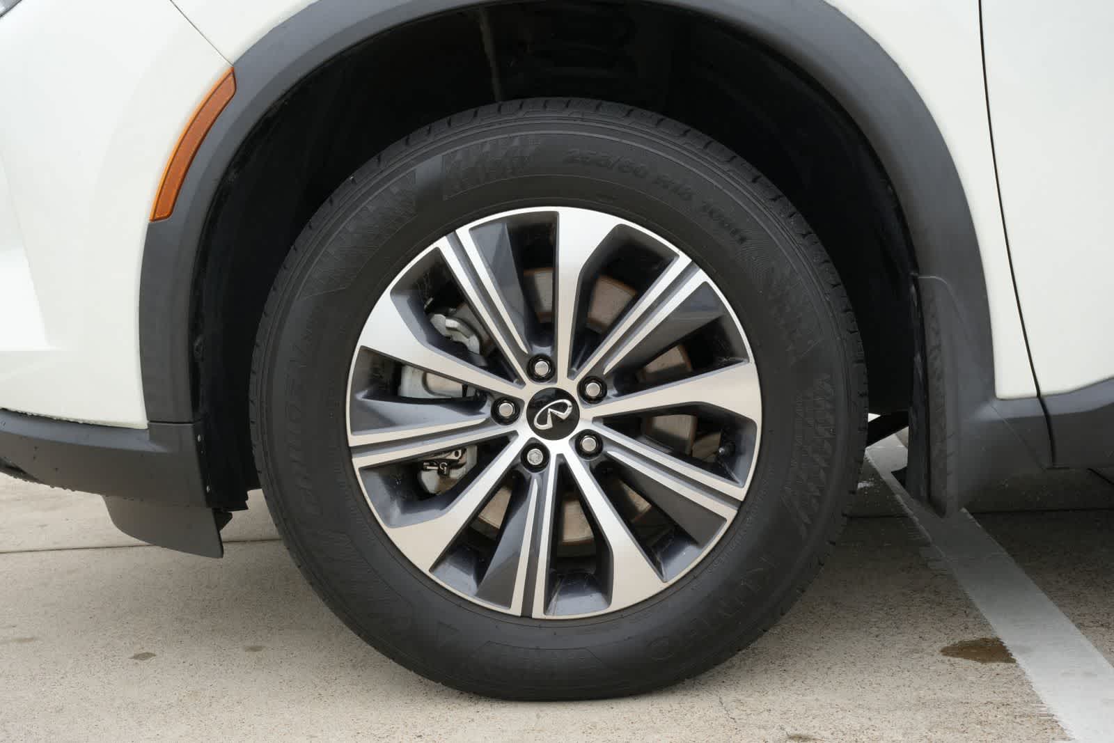 2023 INFINITI QX60 PURE