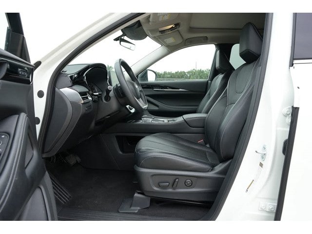 2023 INFINITI QX60 PURE