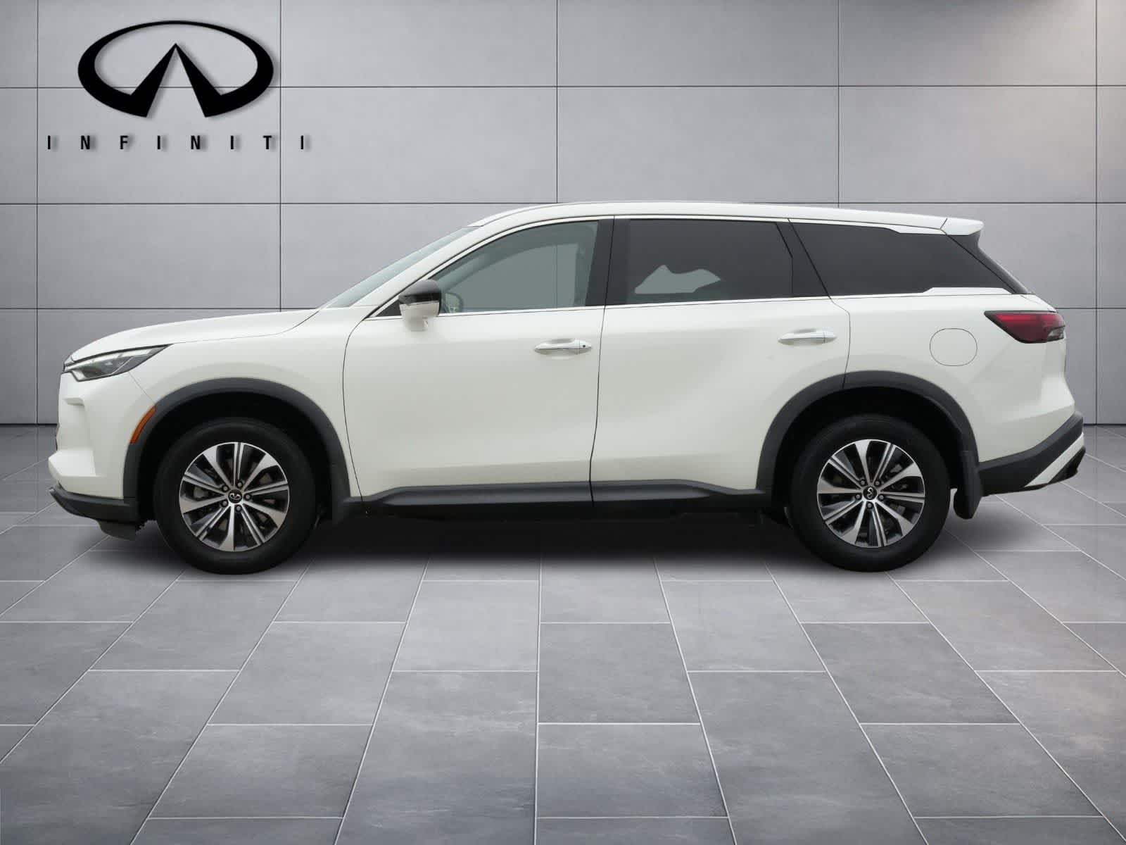 2023 INFINITI QX60 PURE