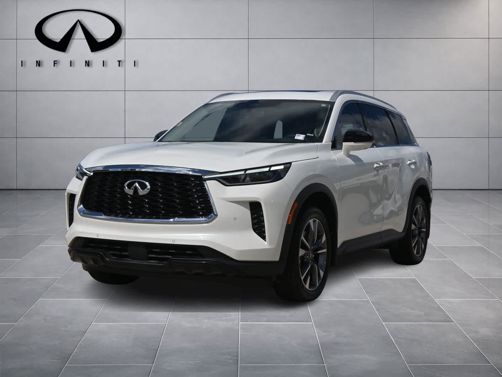 2024 INFINITI QX60 LUXE
