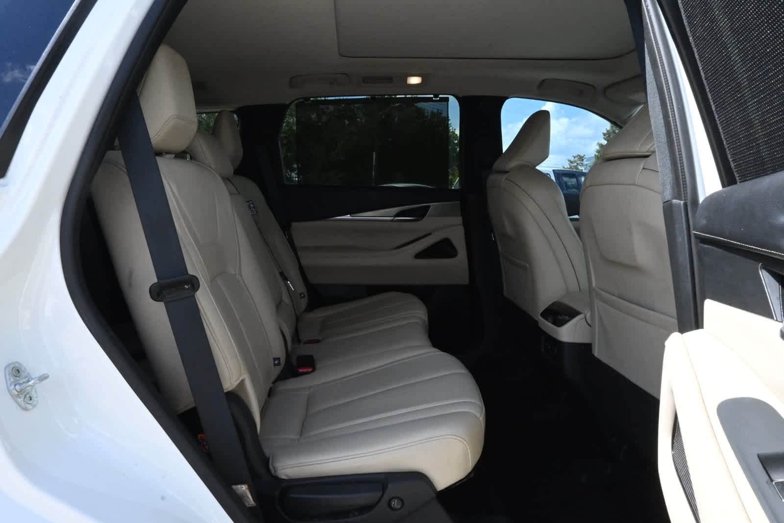 2024 INFINITI QX60 LUXE
