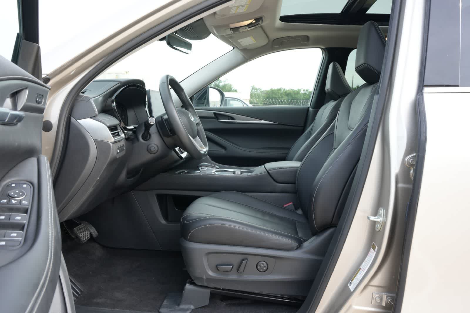 2024 INFINITI QX60 LUXE