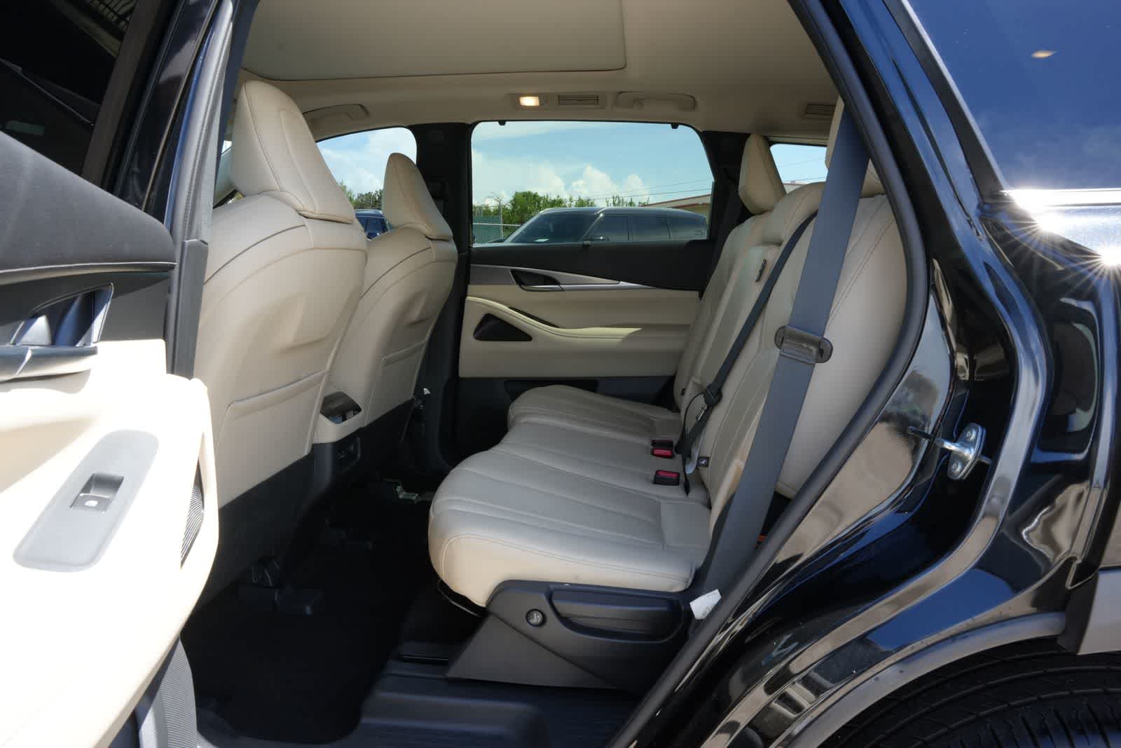 2024 INFINITI QX60 LUXE