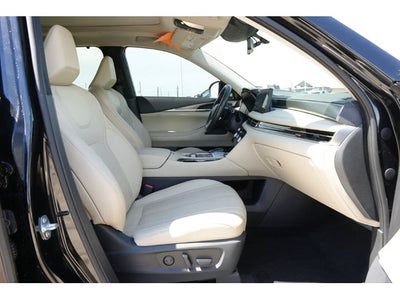 2024 INFINITI QX60 LUXE