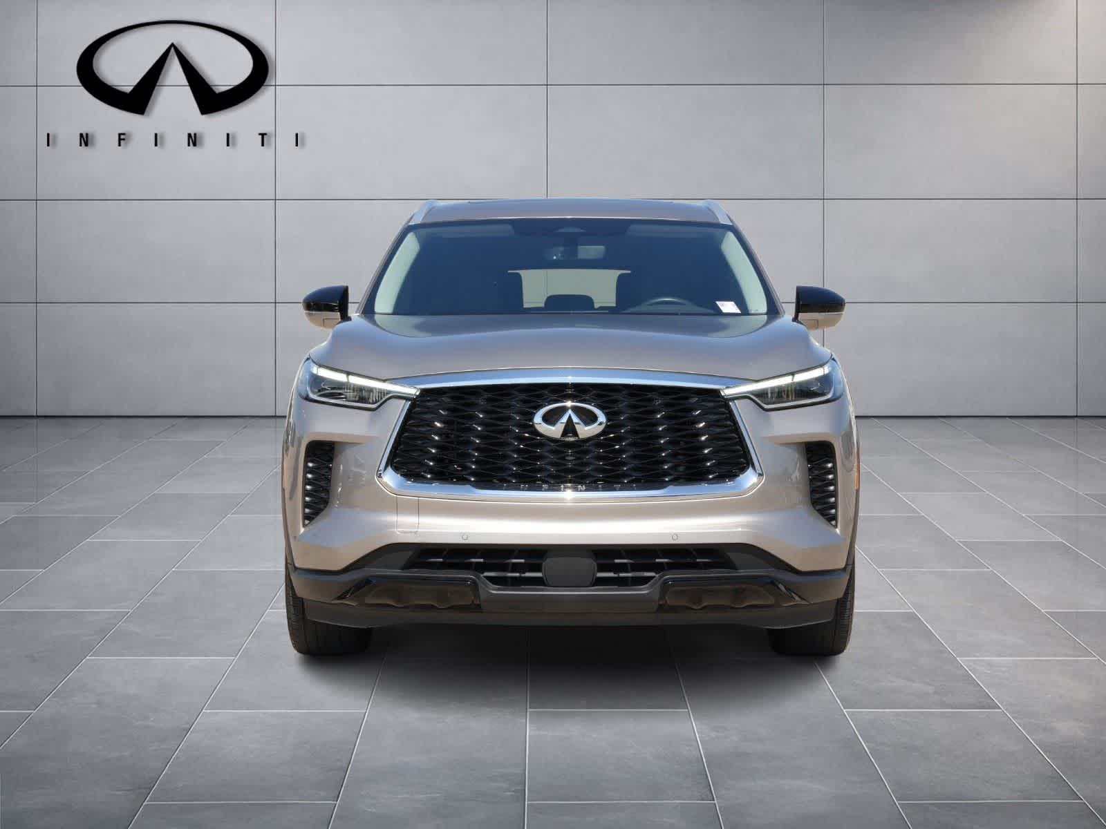2024 INFINITI QX60 LUXE