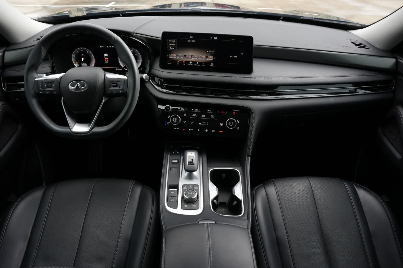 2023 INFINITI QX60 LUXE