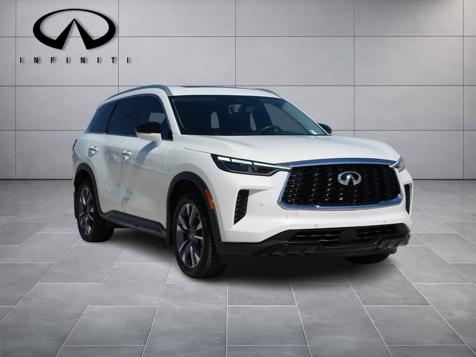 2023 INFINITI QX60 LUXE