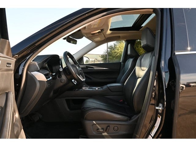 2024 INFINITI QX60 LUXE
