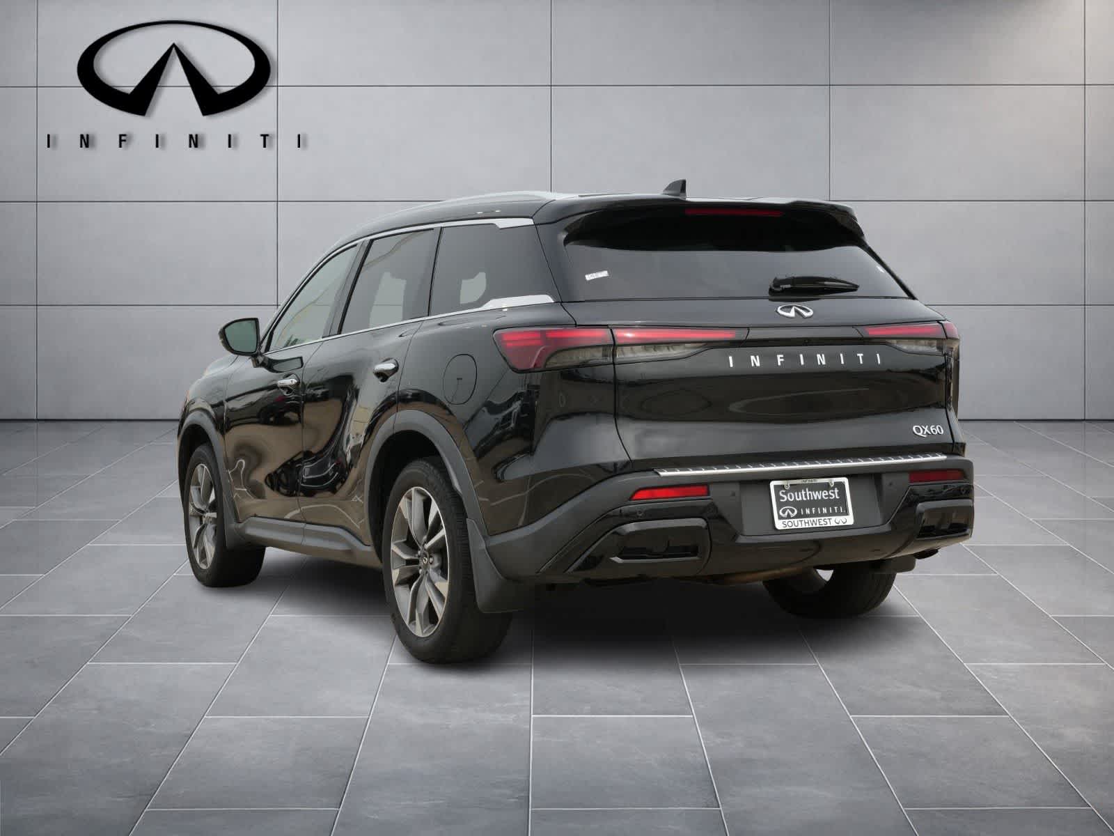 2023 INFINITI QX60 LUXE