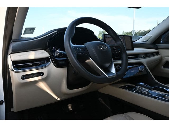 2024 INFINITI QX60 LUXE