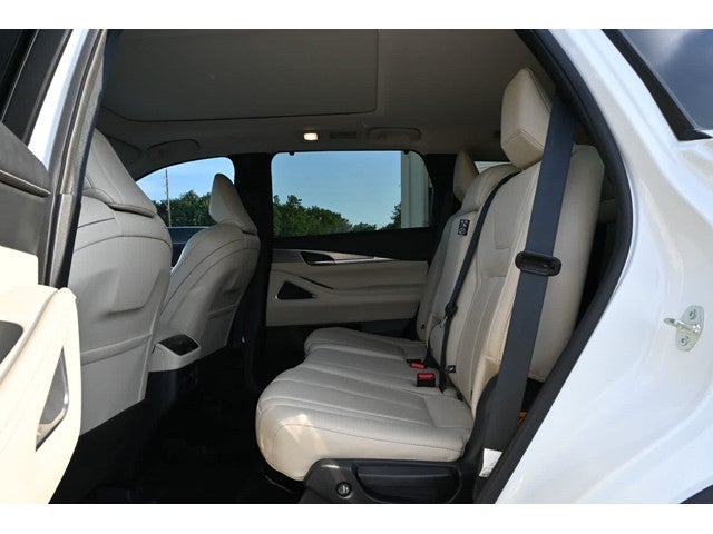 2024 INFINITI QX60 LUXE