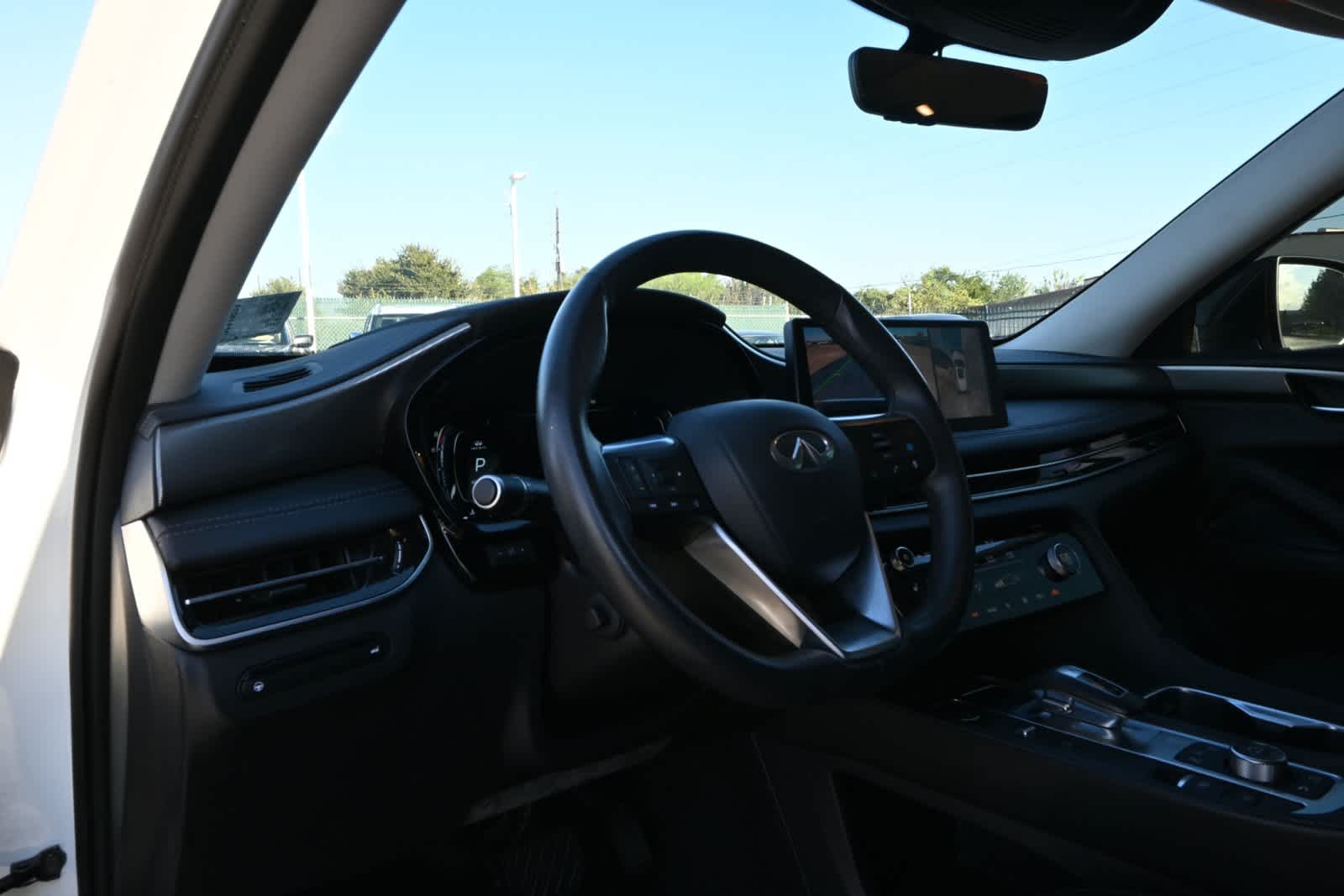 2024 INFINITI QX60 LUXE