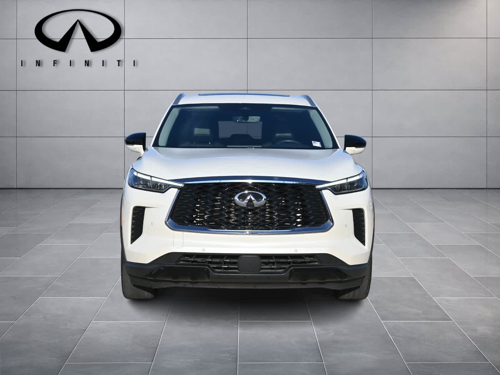 2024 INFINITI QX60 LUXE