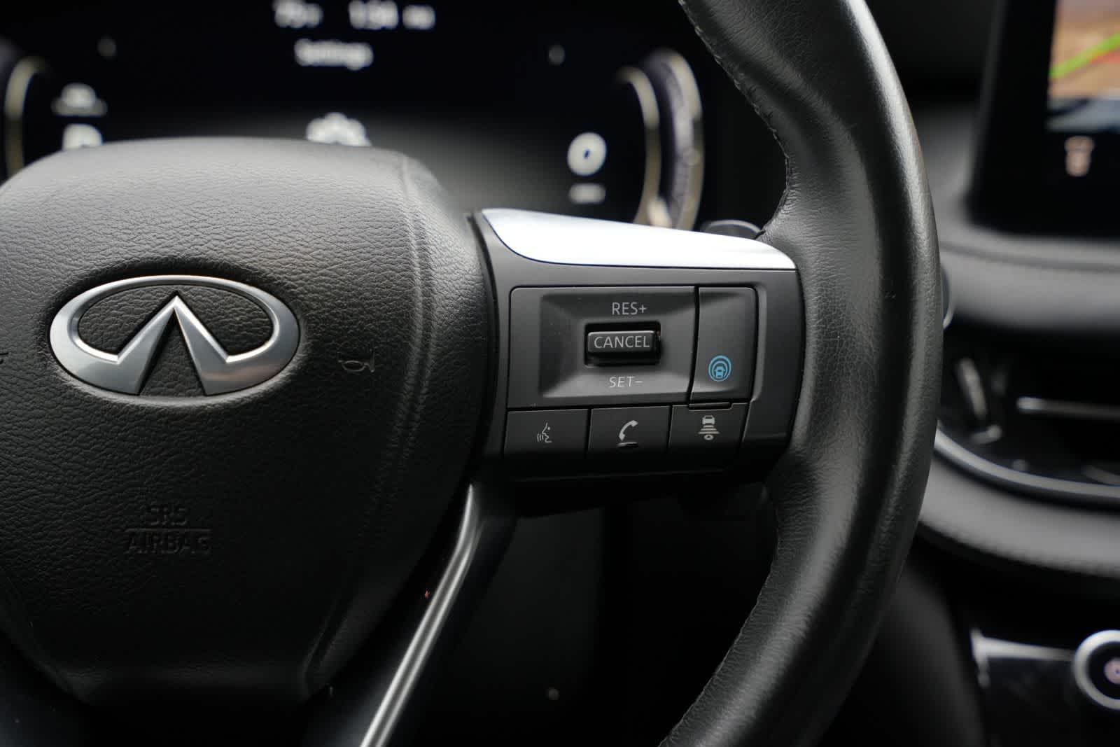 2023 INFINITI QX60 LUXE